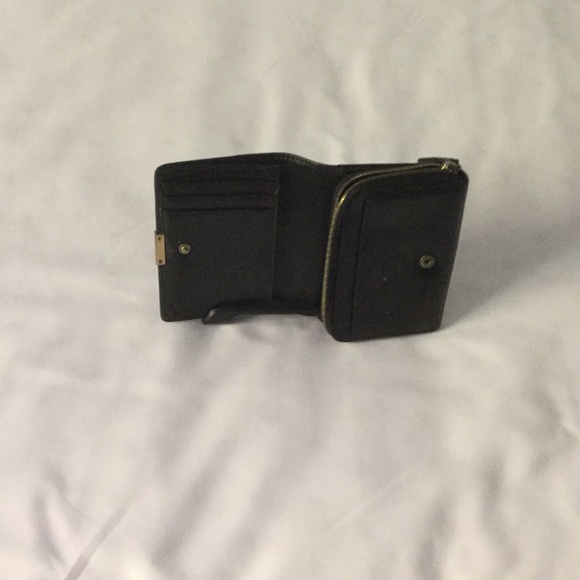 Coach Vintage small bifold leather Wallet  with zipper around change purse - Picture 12 of 12